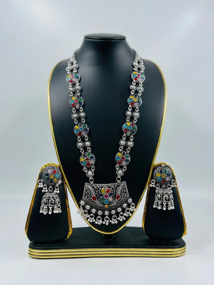 Premium Silver Tone Necklace Set